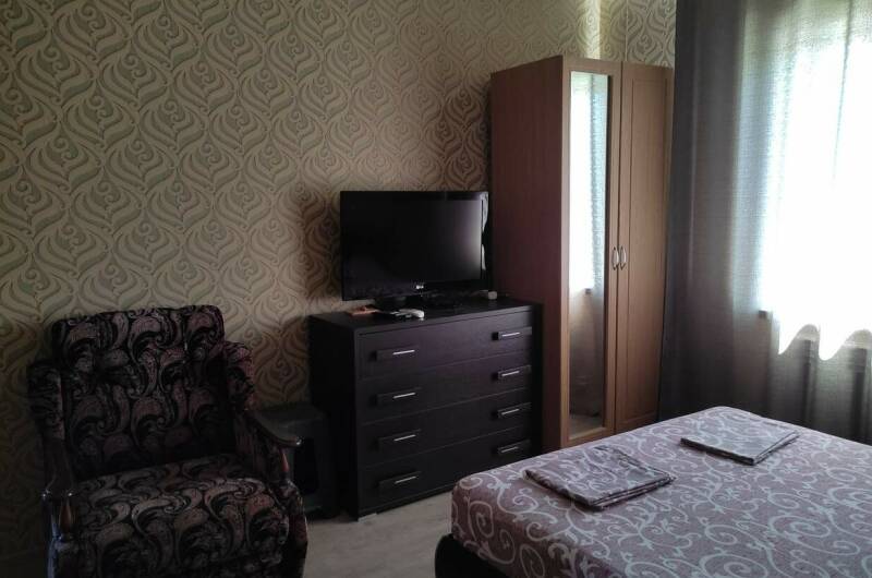 Двухкомнатный с кухней