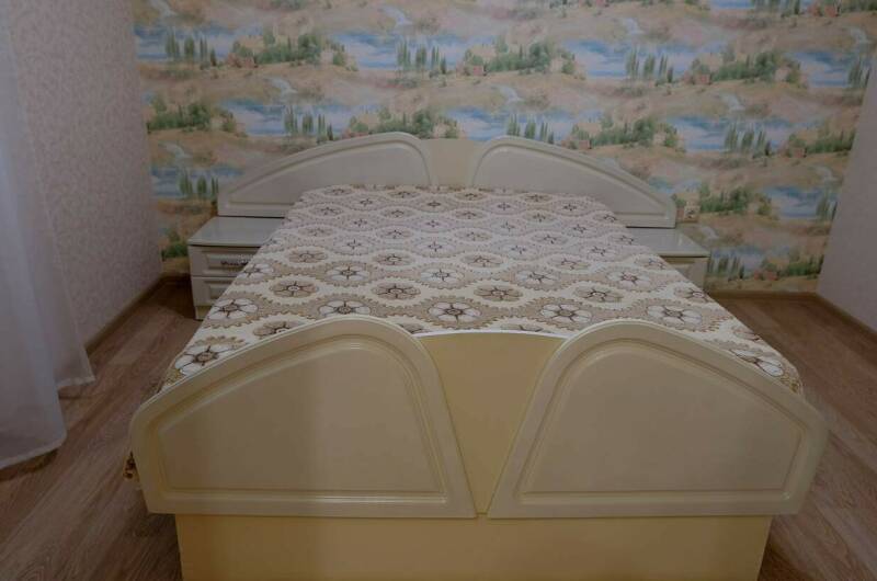 5-ти местный 2-х комнатный коттедж с кухней