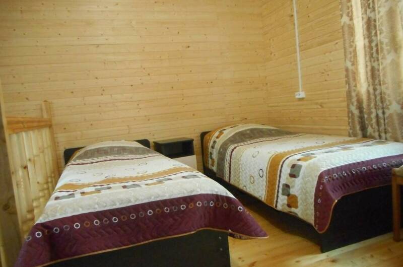 Отдельный двухэтажный домик