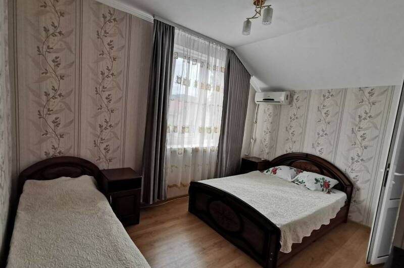 Трёхместный комфорт семейный