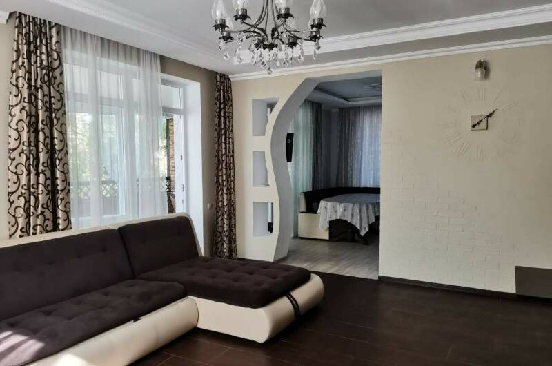 Апартаменты семейные трёхкомнатные