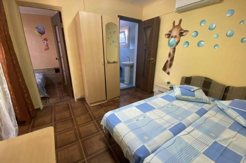 Двухкомнатный номер со всеми удобствами