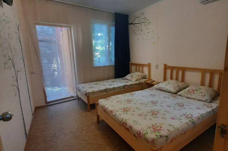 Стандарт трёхместный