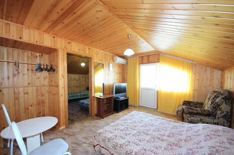 Мансарда Двухкомнатный с Балконом (Номер 12)