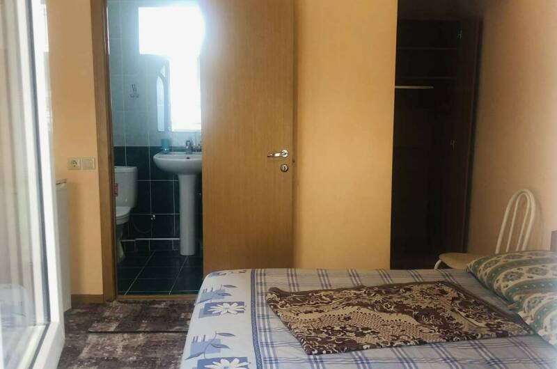 «Стандарт» 3-местный с Балконом (2 этаж)