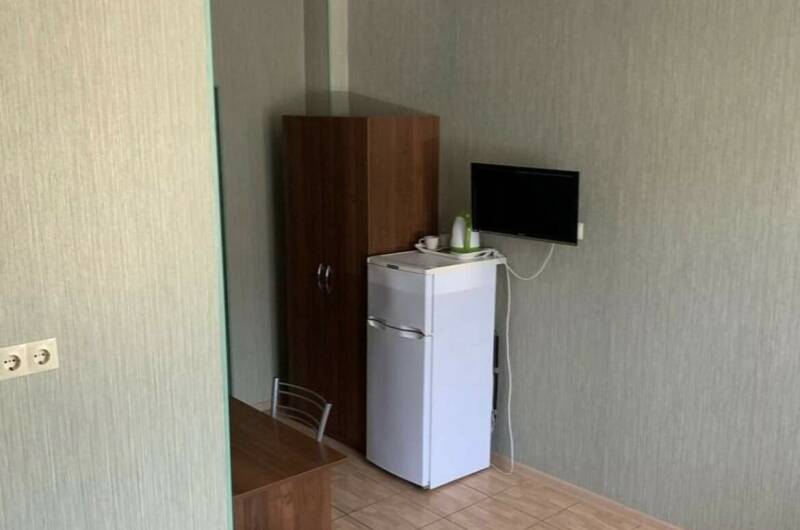 Трёхместный номер «комфорт» с балконом