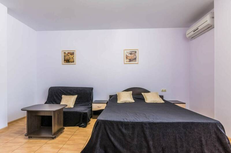 Улучшенный номер «комфорт» 35 м² 3−4 х местный