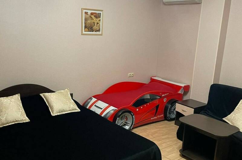 Улучшенный 35 м² с кровать-машиной и диванчиком