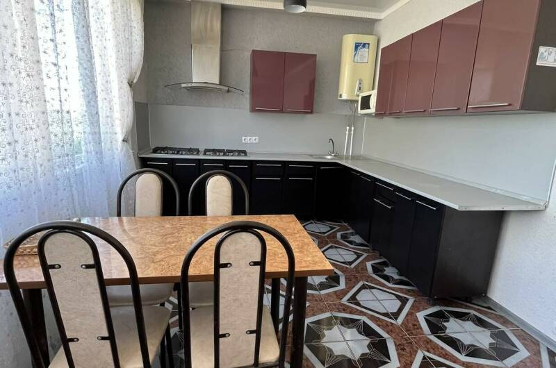 Пятиместный двухкомнатный Люкс № 3 на 2 этаже