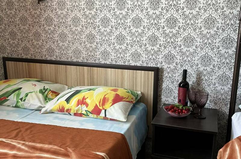 Четырехместный номер Люкс № 1 на 2 этаже