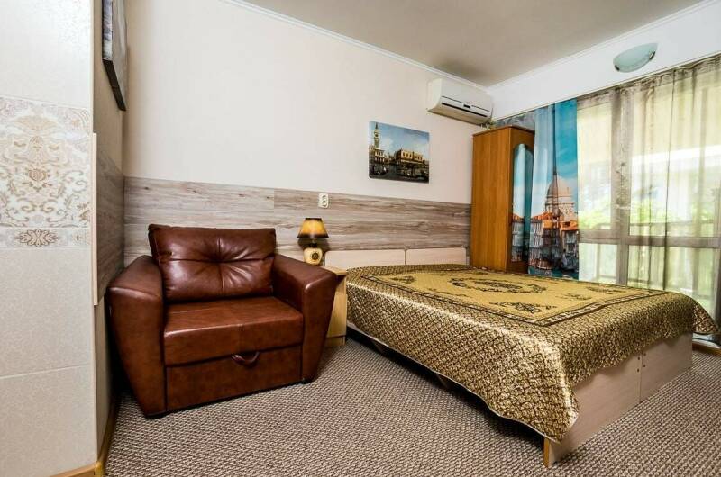 № 7 Студия для 3 человек