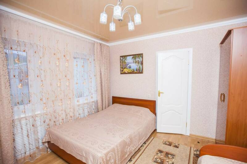 2-х комнатный номер с кухней и санузлом на 5 чел