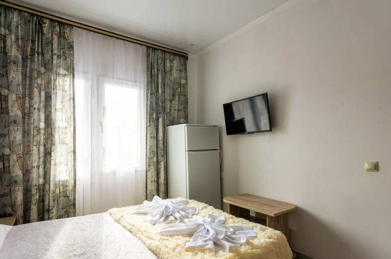 6-ти местный двухкомнатный с двумя балконами