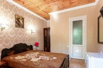 Двухместный с удобствами 2 этаж вид на садик