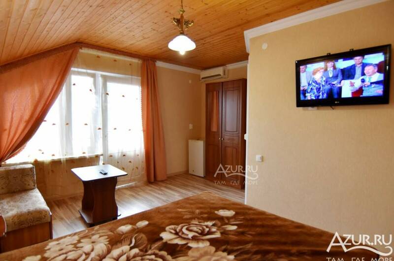 «Стандарт» на 2−3 чел с удобствами (зеленая зона)