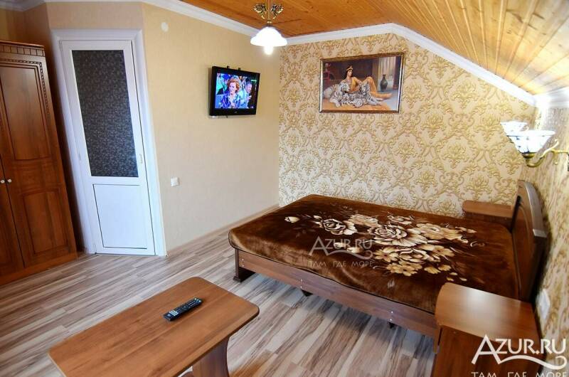 «Стандарт» на 2−3 чел с удобствами (зеленая зона)