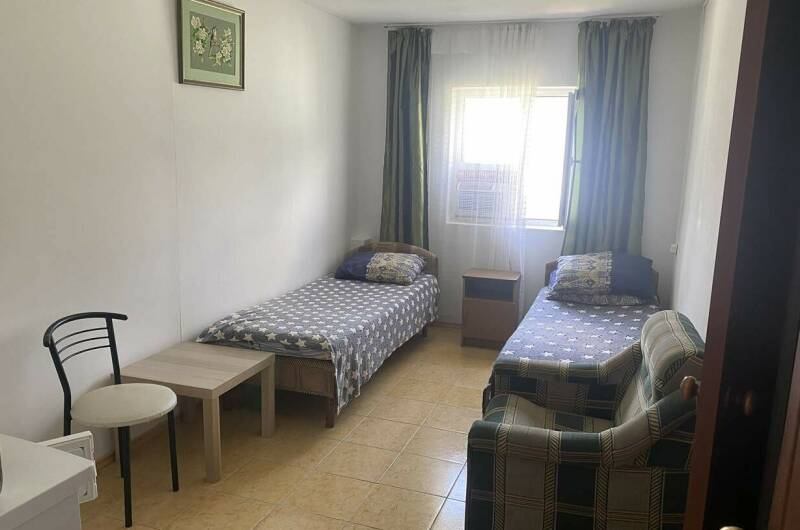 Двухместный номер (3 этаж; северная сторона)