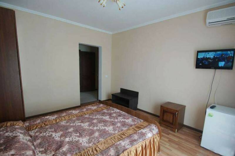 Двухкомнатный номер «Семейный» с балконом