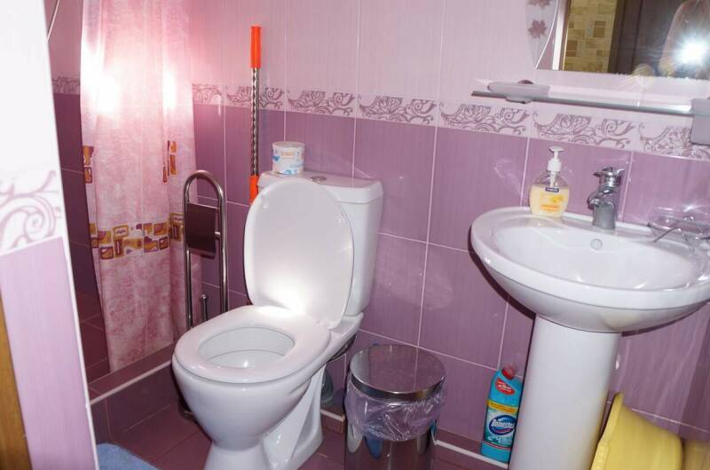 Коттедж двухкомнатный с кухней