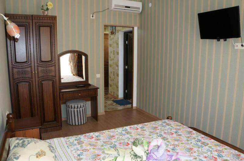 Коттедж двухкомнатный с кухней