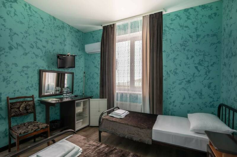 Трехместный стандарт с раздельными кроватями