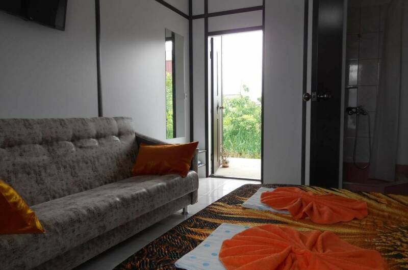 4-х мест домик студия № 2 с террасой