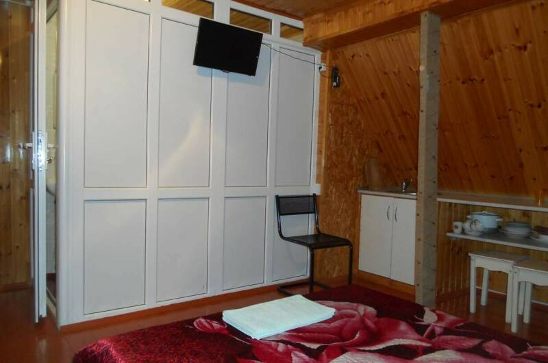 Студия — 3−х местная