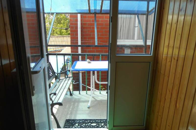 Студия — 3−х местная