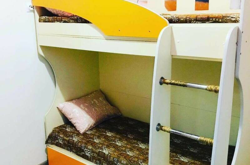 Домик с верандой «Семейный» (4−5 местный)