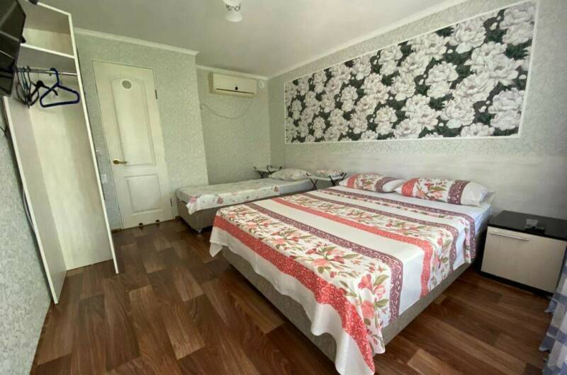 Трехместный «Стандарт» с балконом