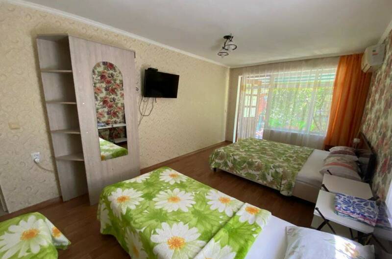 Четырехместный «Стандарт» с балконом