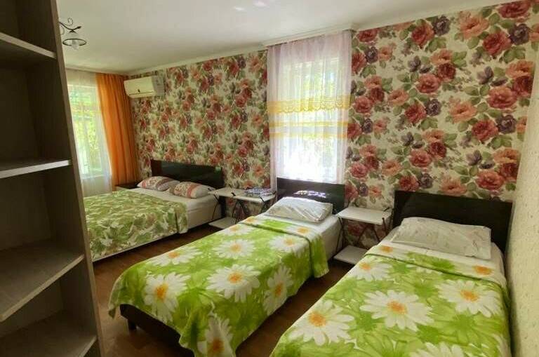 Четырехместный «Стандарт» с балконом