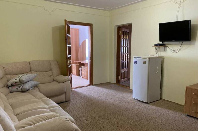 2-х комнатный семейный номер на 4 человека