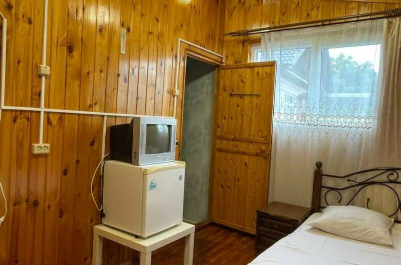 Номер 2−4 местный