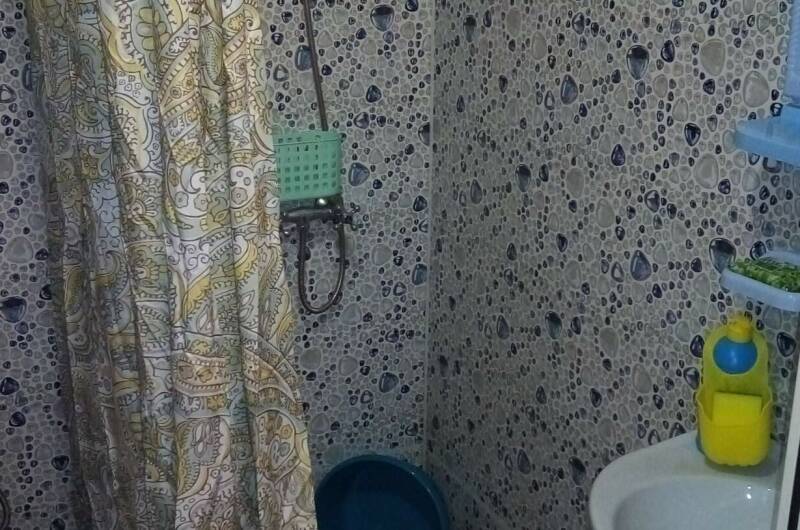 Комфортабельный домик № 8 (левая комната)