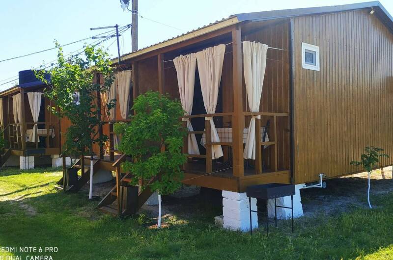 Комфортабельный домик № 9 (правая комната)