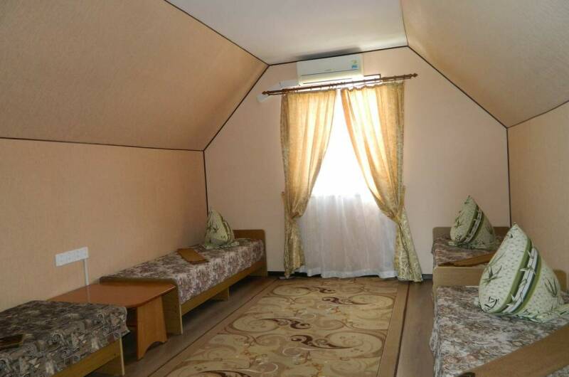 Двухкомнатный номер с удобств своя кухня и балкон