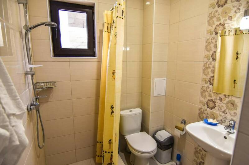 Двухместный стандарт с балкон, с видом во двор