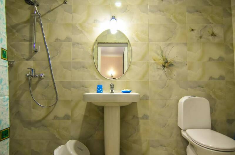 Двухместный +1 стандарт с балкон, с видом во двор