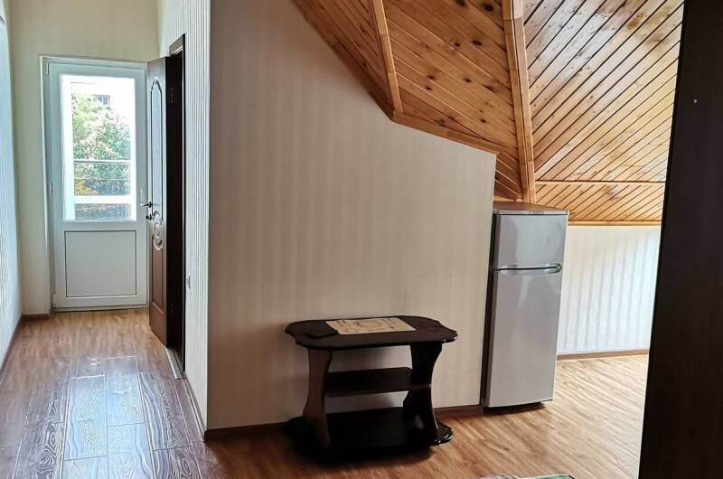 Трехместный с балконом