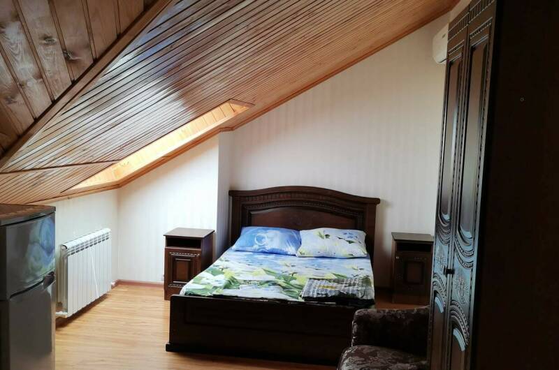 Трехместный с балконом