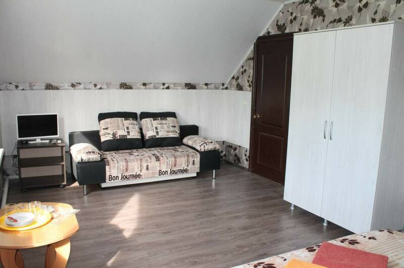 Номер класса «Стандарт» на 4 человека (белый)