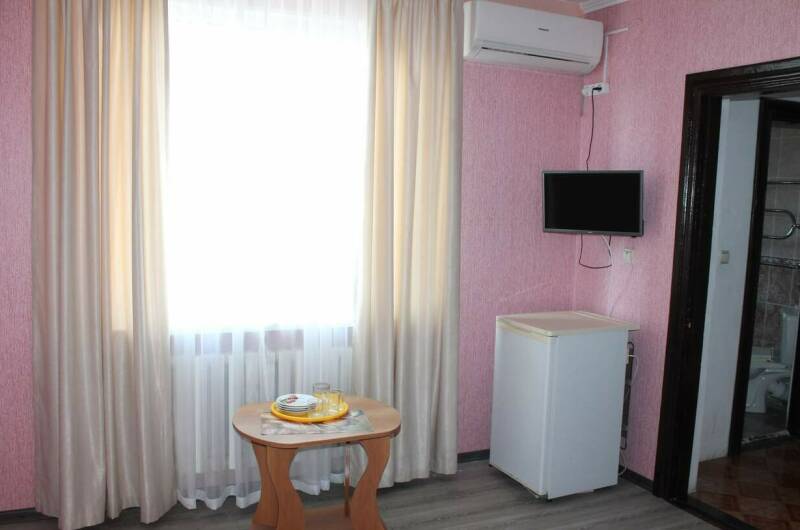 Двухкомнатный номер на 5 человек