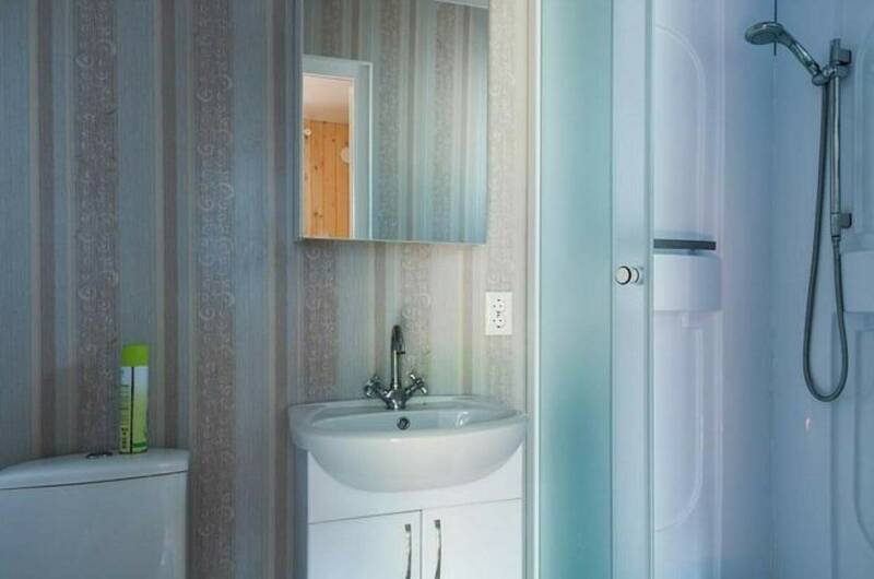 Отдельные домики с кухней от 2-х мест