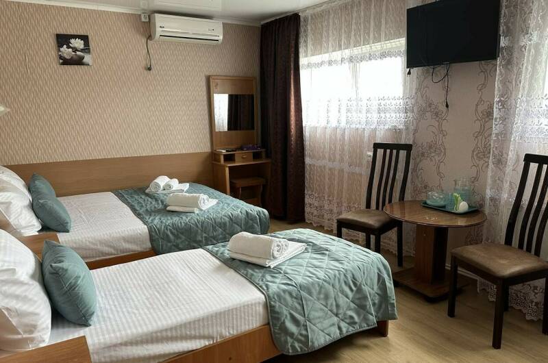 11. Трехместный «Стандарт» с балконом