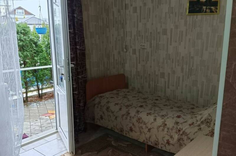 5. Трехместный «Стандарт» с выходом к бассейну