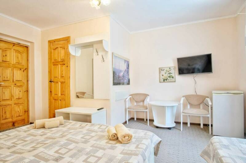 3-х местный с балконом