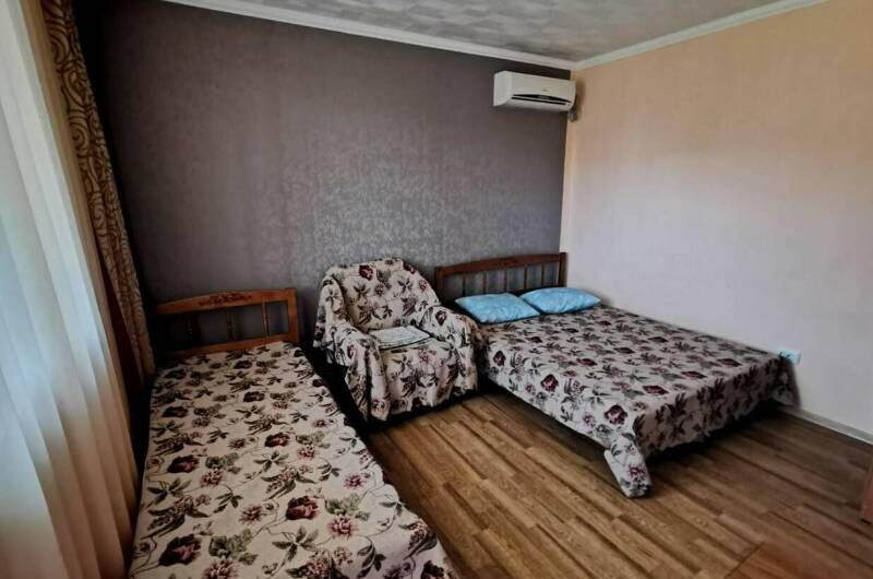 Трехместный номер «Комфорт» 2-ой этаж