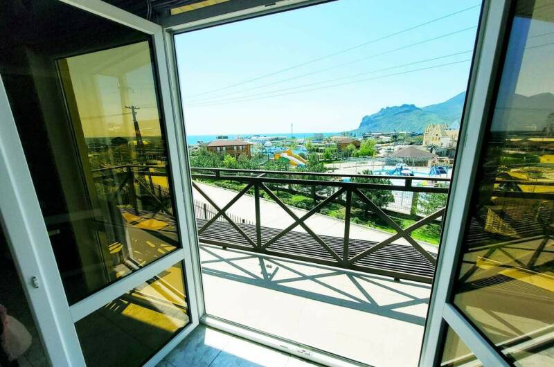 Коттедж «Малиновый»