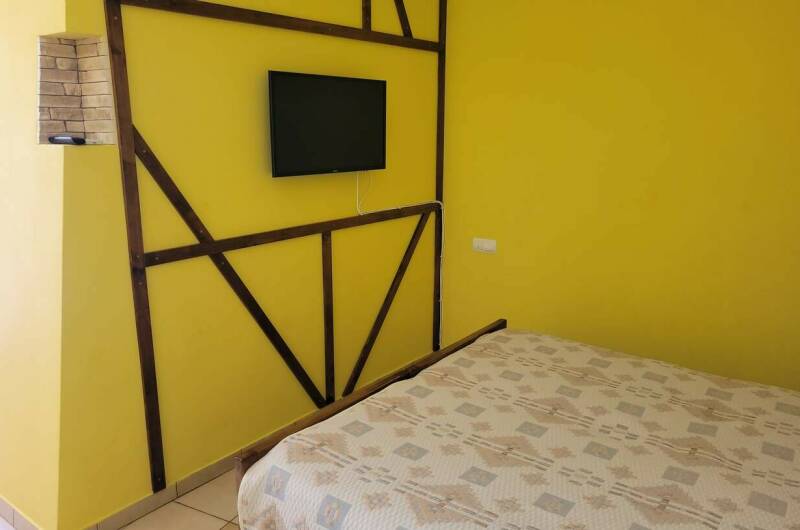 Коттедж «Желтый»